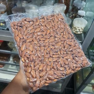 Kacang Almond Kupas 1 kg